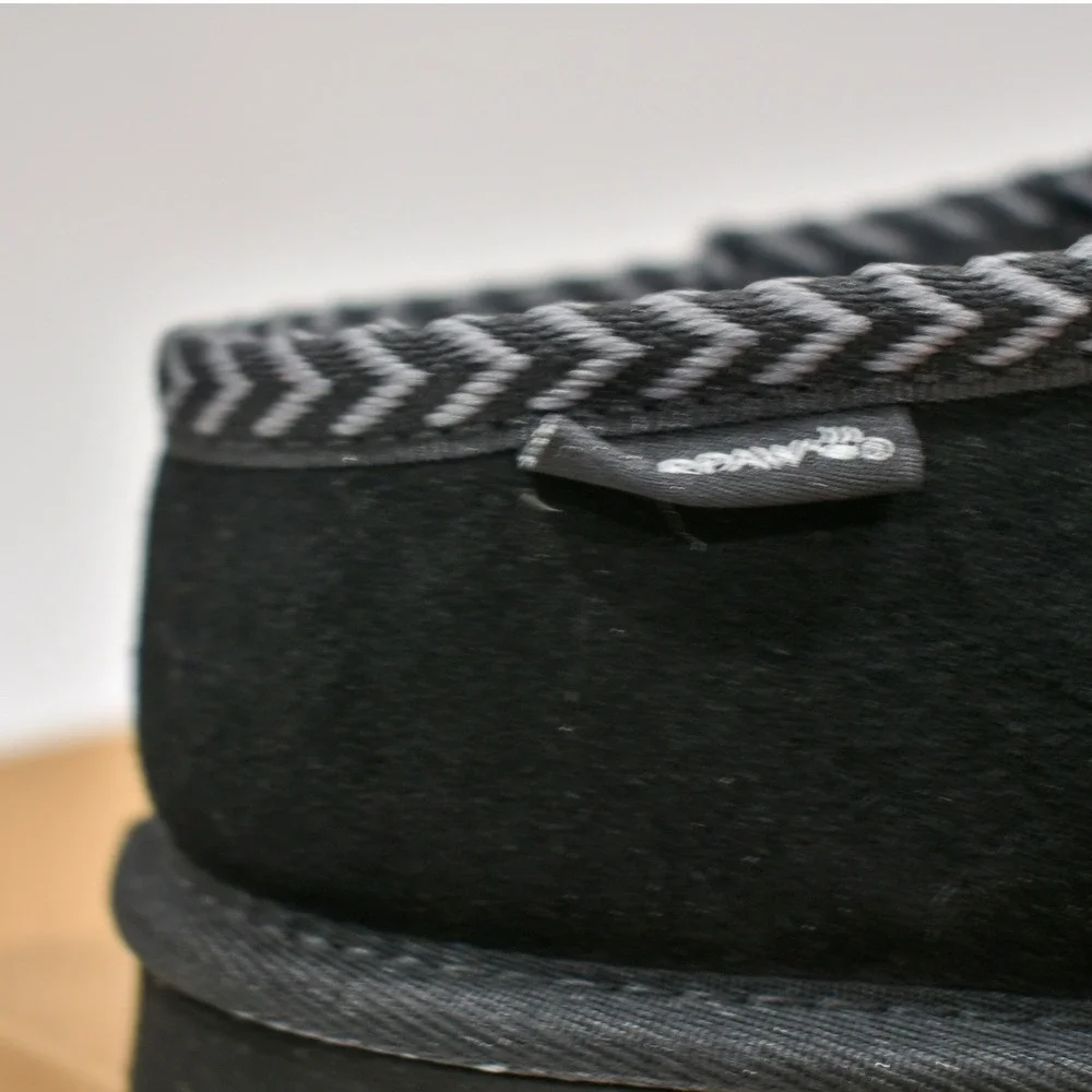 Bearpaw Tabitha Youth Slippers Size 5 Black Gray Chevron 2973Y NIB
